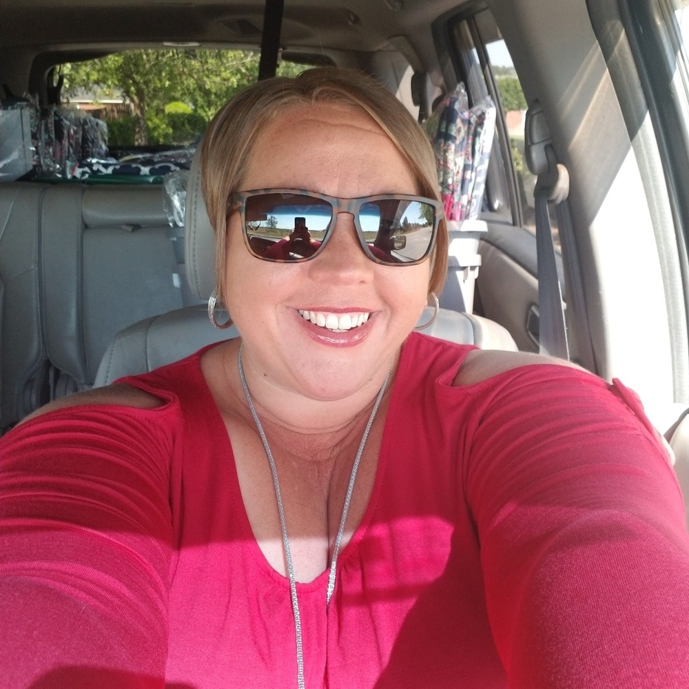 Meet your Posher, Amber